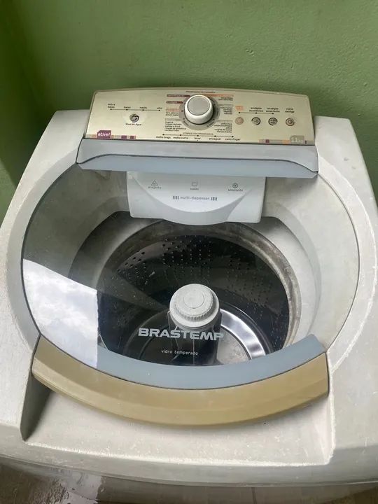 Máquina de Lavar Brastemp 11kg - Automática - Ótimo estado!