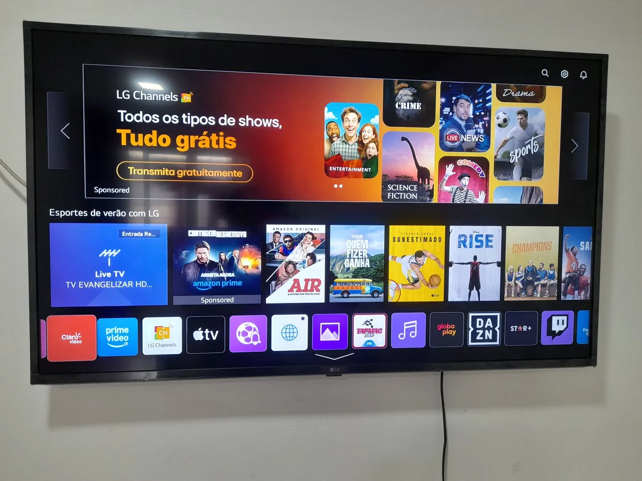 Smart TV LG 4k,55 polegadas,1800 reais aceito cartão de crédito
