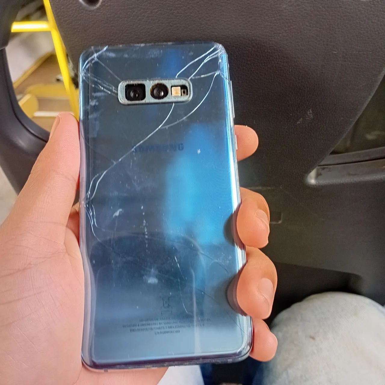Vendo ou troco Samsung s10e pra arrumar  - Foto 5