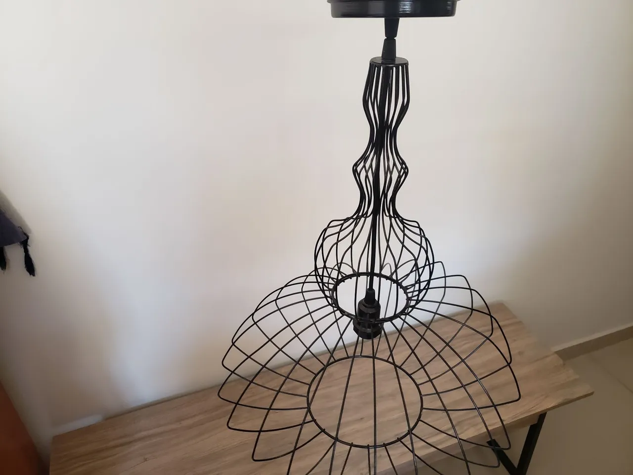 Luminária de Teto Decorativa em Metal