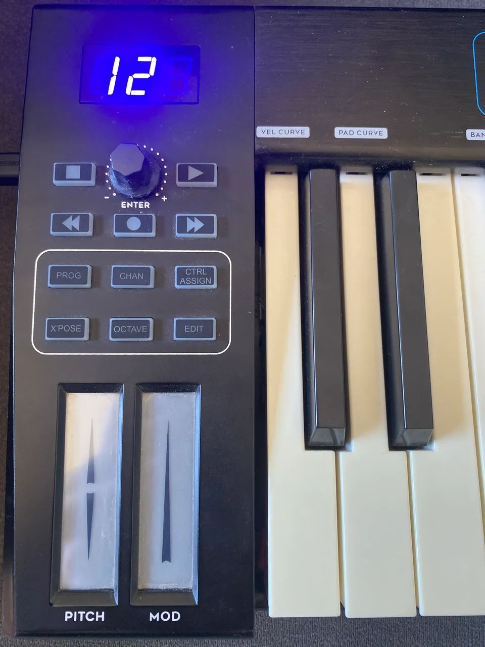 Teclado controlador mídi KFX SW61 - Instrumentos musicais - Jardim