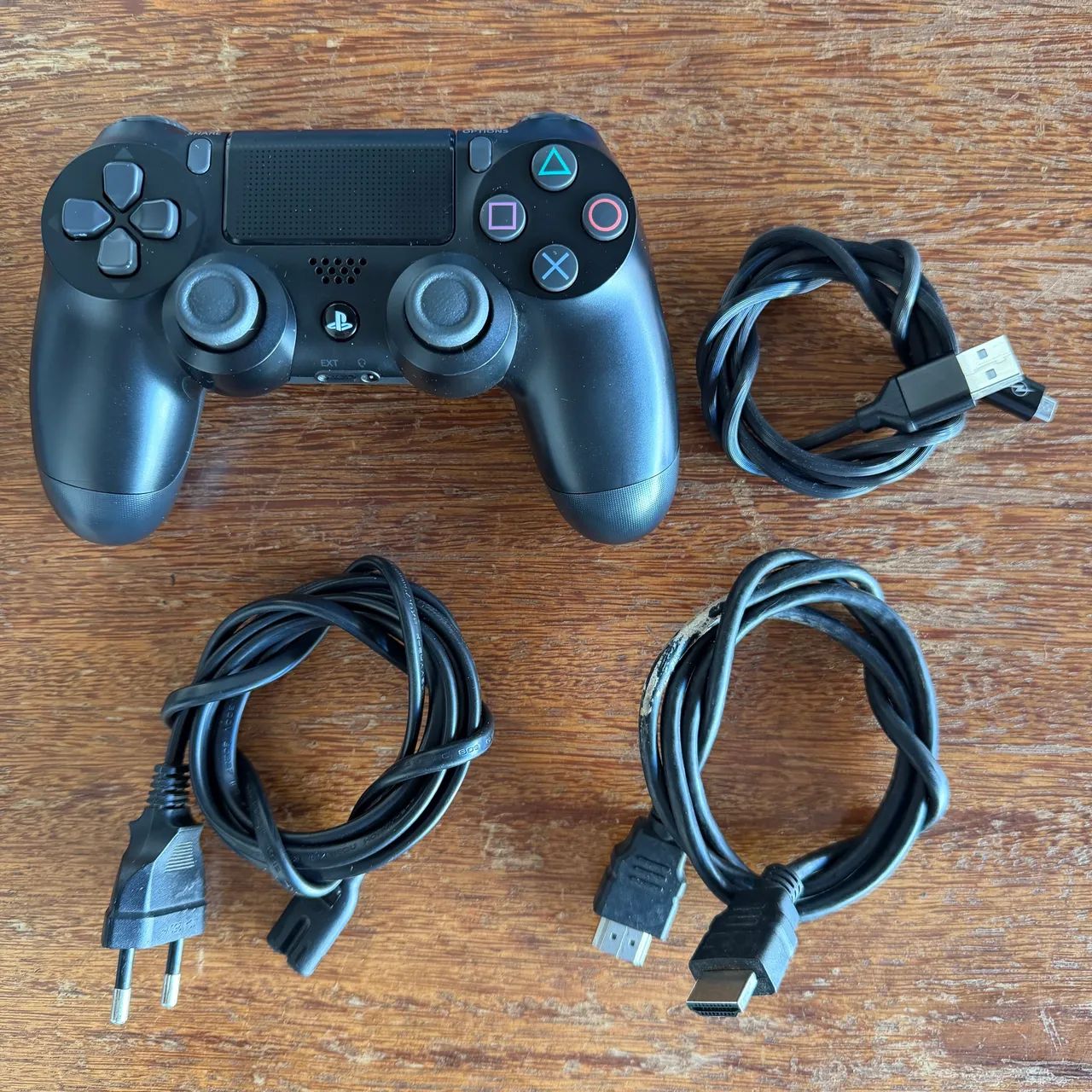 PlayStation 4 Slim com 3 jogos - Foto 2