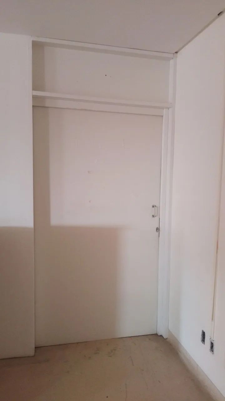03 Portas com revestimento em chumbo para proteção de radiação 