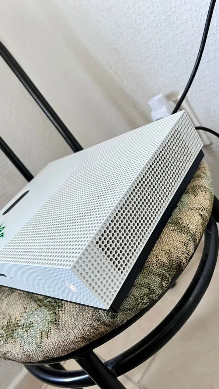 Vendo XBOX one S  - Foto 3