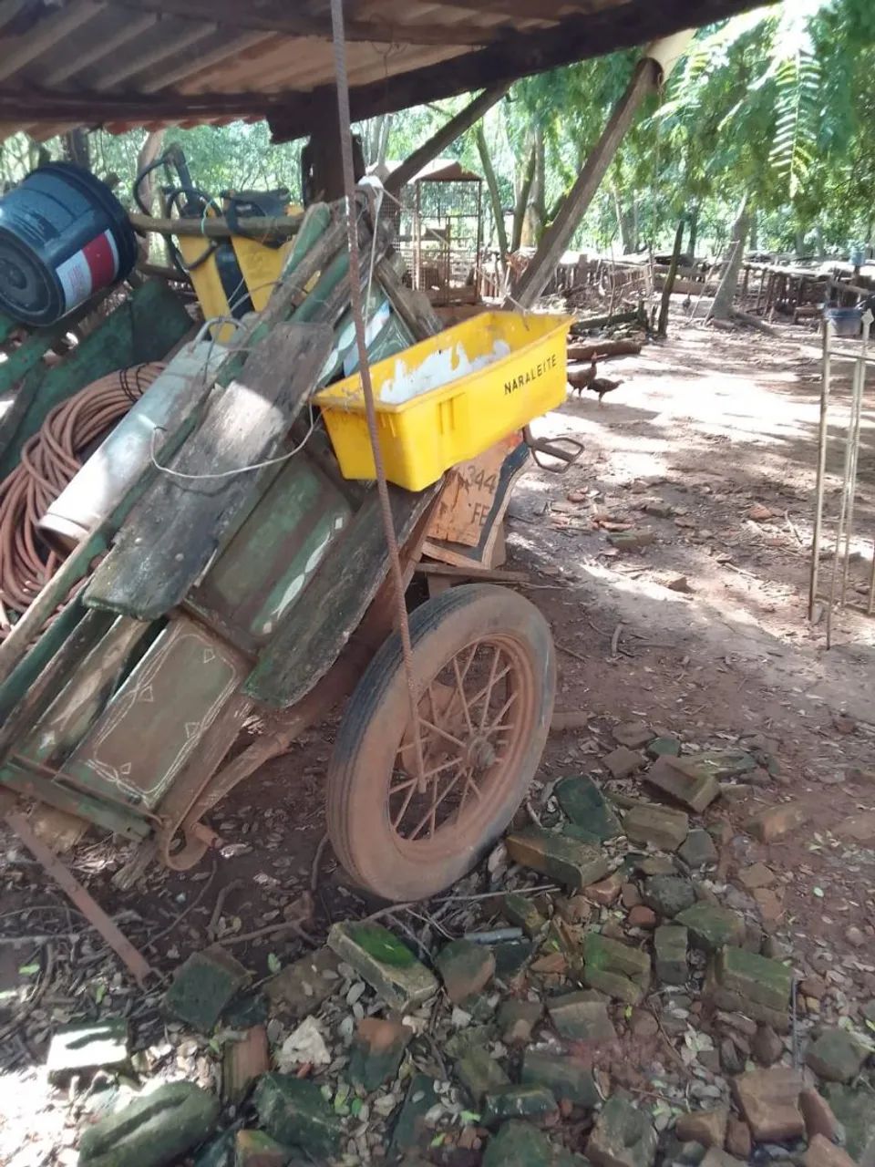 CARROÇA EM JALES  - Foto 2