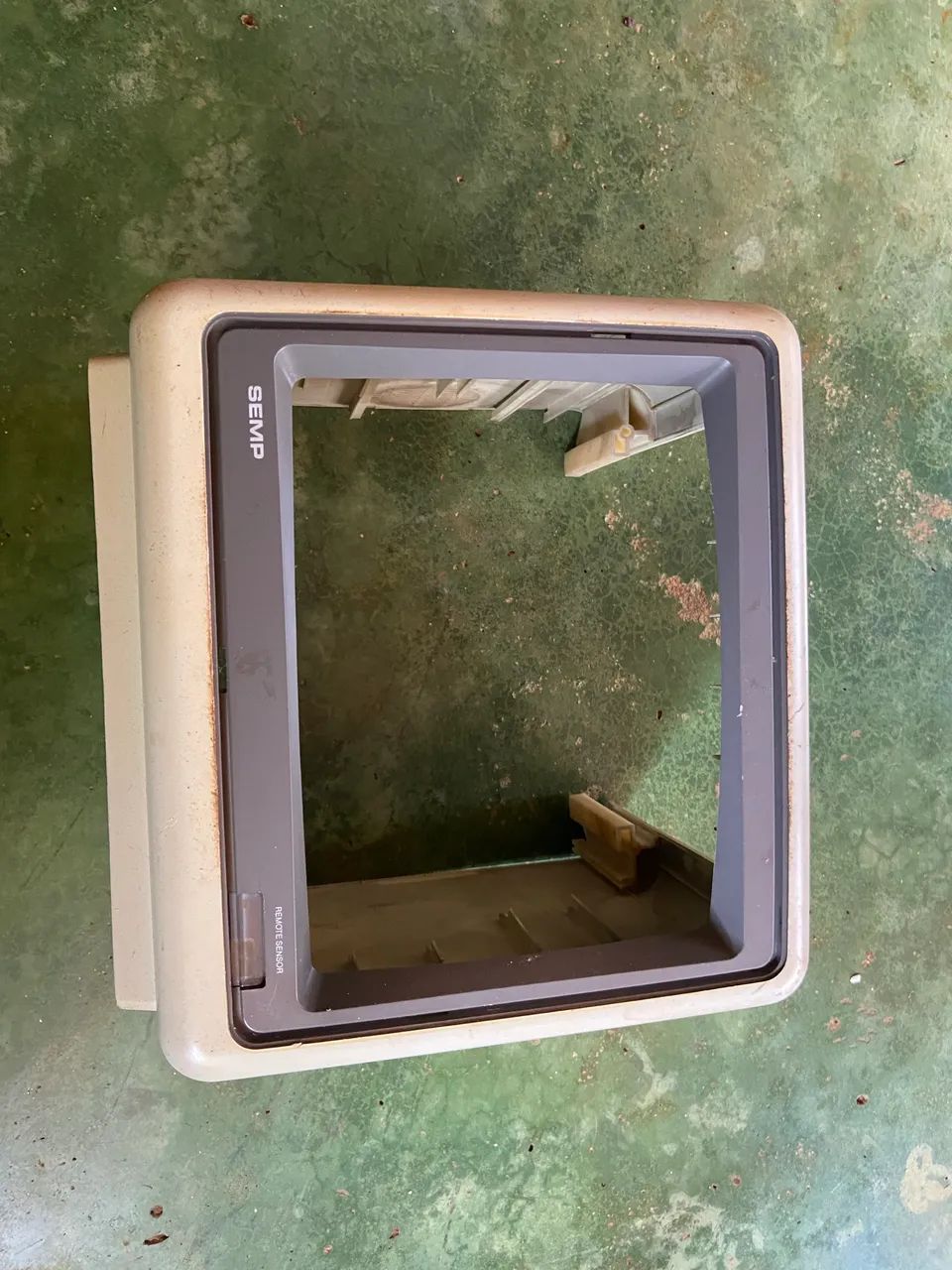 Tv semp 1022 rf com defeito ou peças 