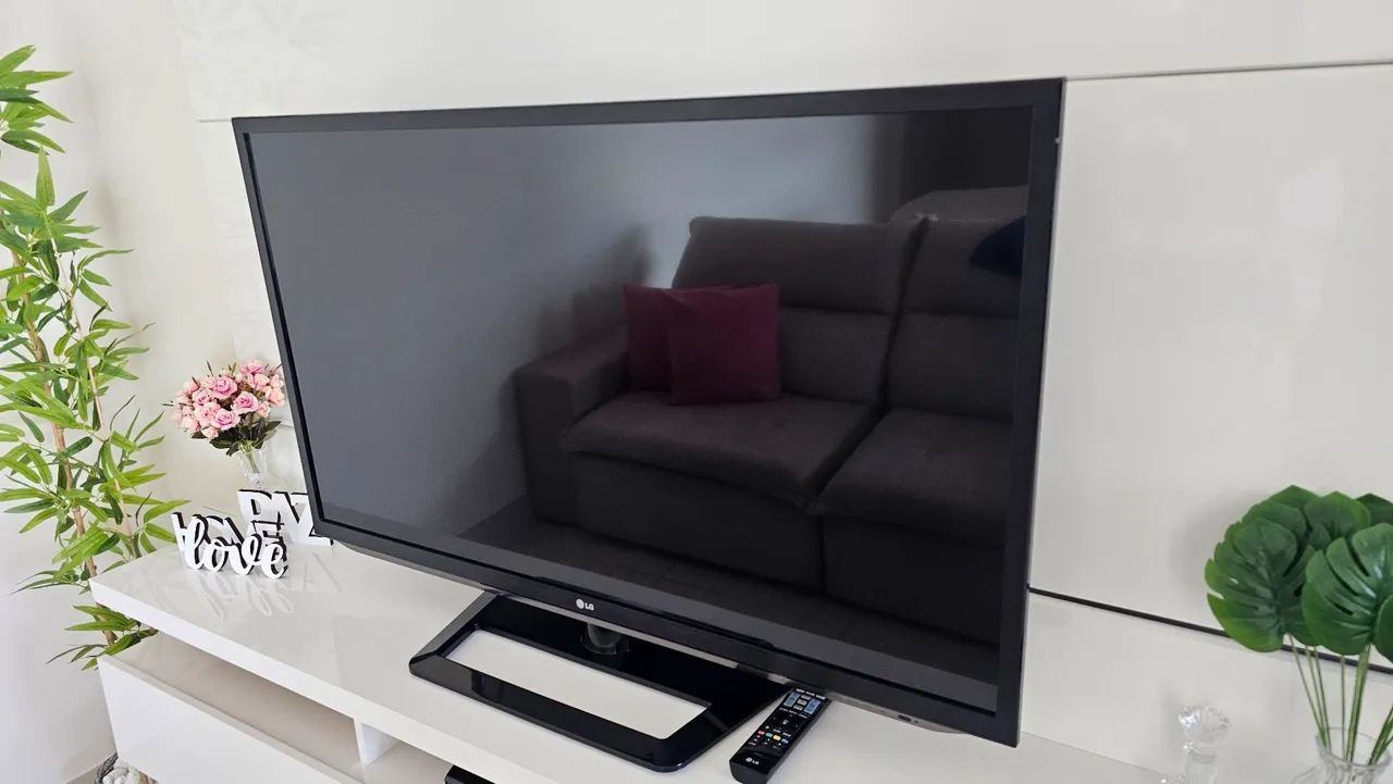 TV 47" LG - ela tem função 3D