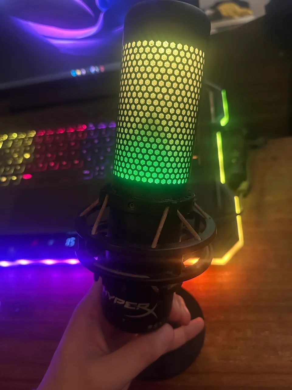 MICROFONE HYPERX QUADCAST S 