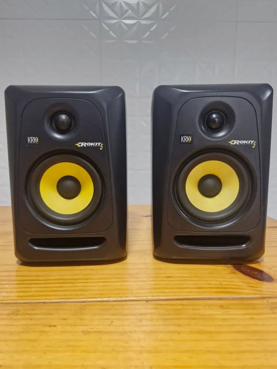 Monitor de áudio KRK Rokit 5 G3 par
