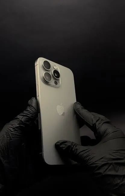Iphone 16 Pro Max 256GB | Gold Titanium  - Foto 2