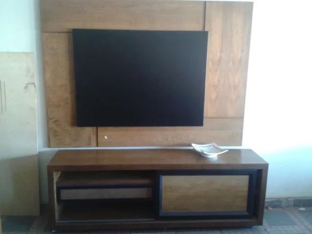 Rack com Painel - madeira maciça - Qualidade alta