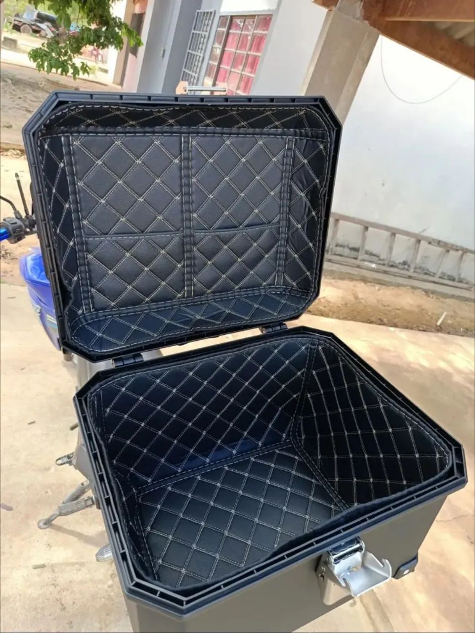 Baú Traseiro para Motocicleta 45l Elyon - Foto 4