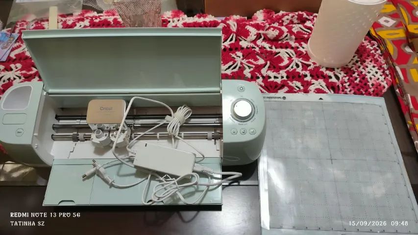 CRICUT EXPLORE AIR 2 - EXCELENTE ESTADO