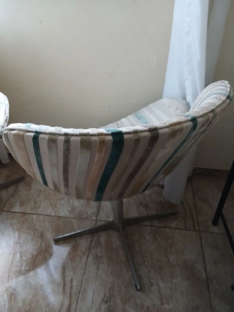 Cadeira de sala - Foto 2