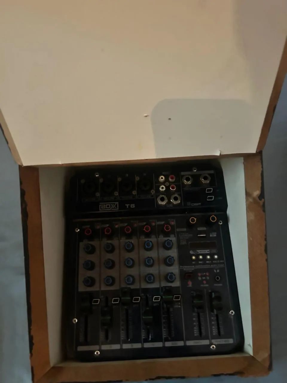 Mesa de som 4 canais - Foto 2