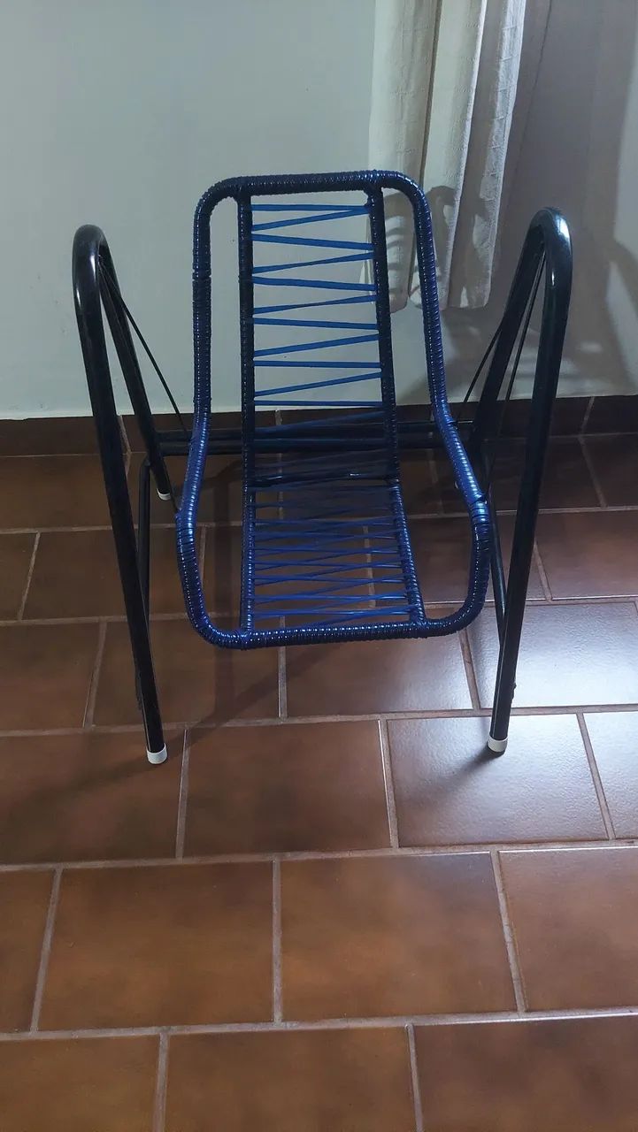 Cadeira de balanço infantil 