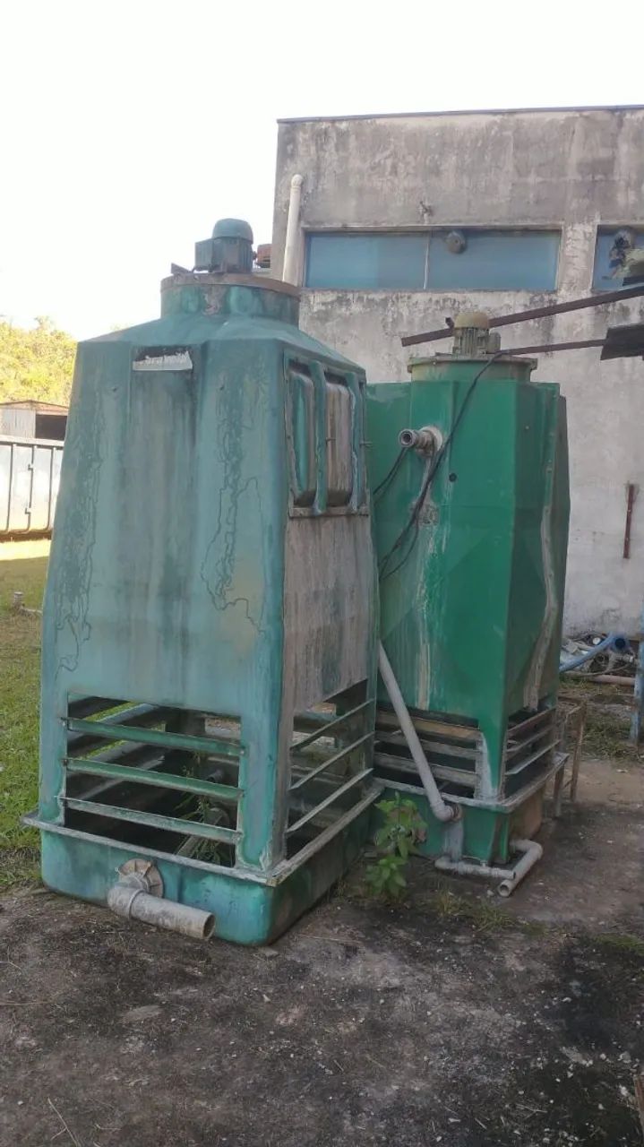 Torre de resfriamento em fibra 15m3/h cada