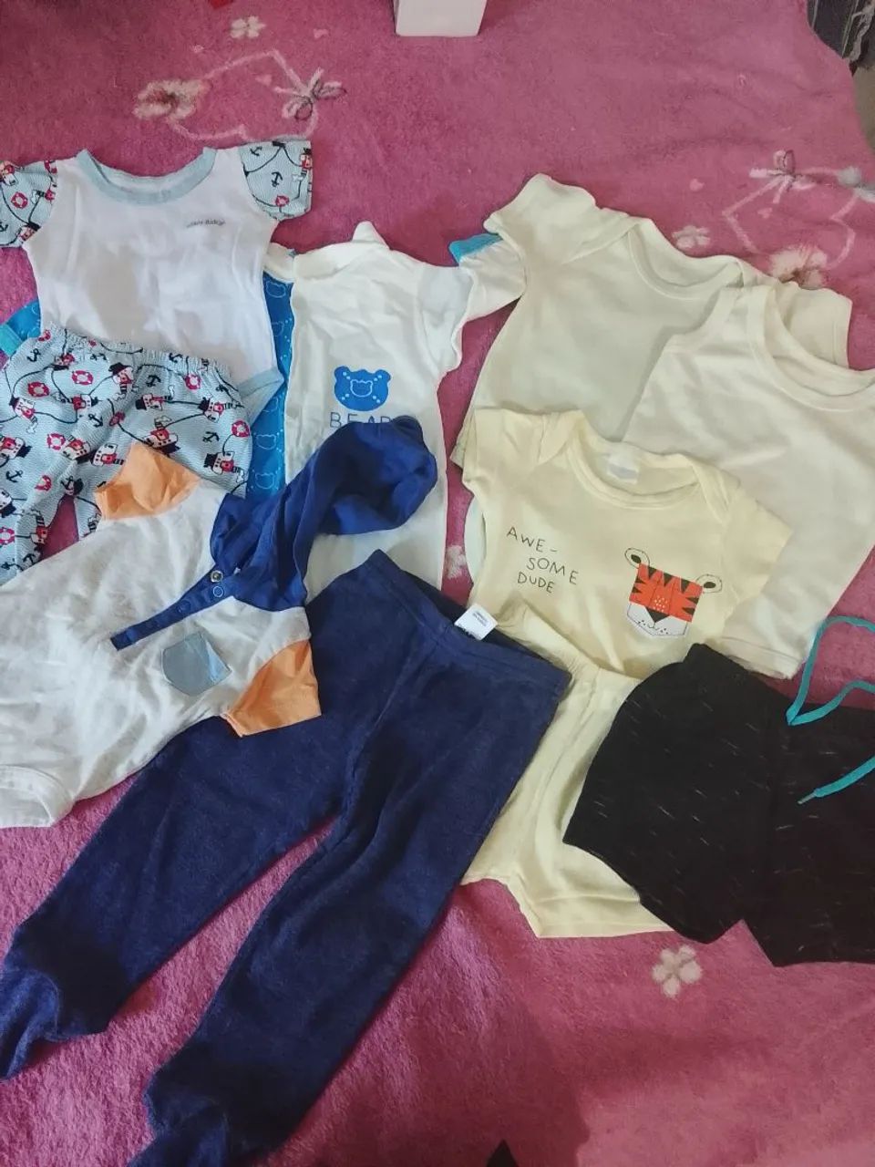 Kit de roupa de bebê por 40