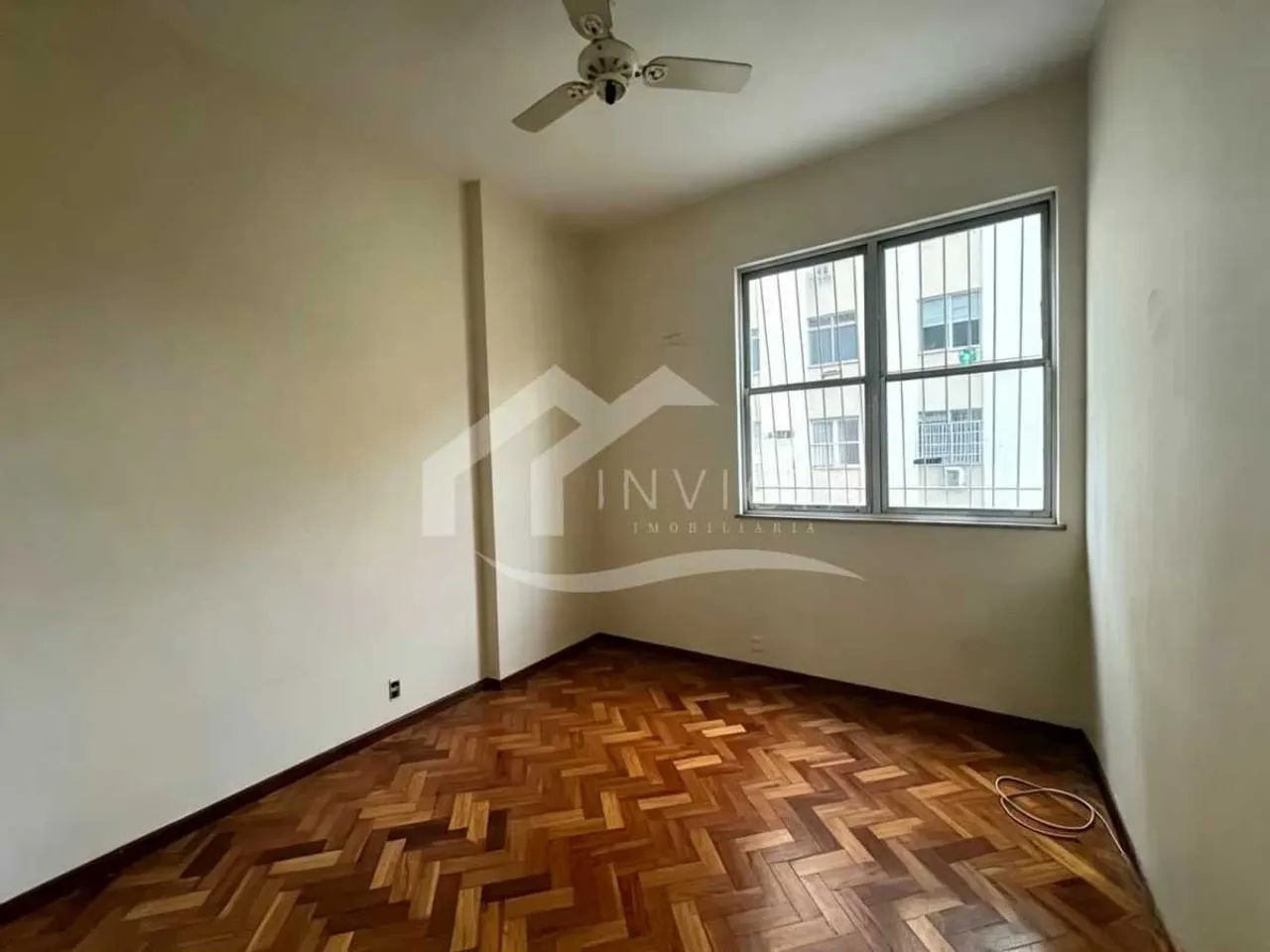 Excelente 3 quartos com vaga em rua nobre de Botafogo - Foto 4