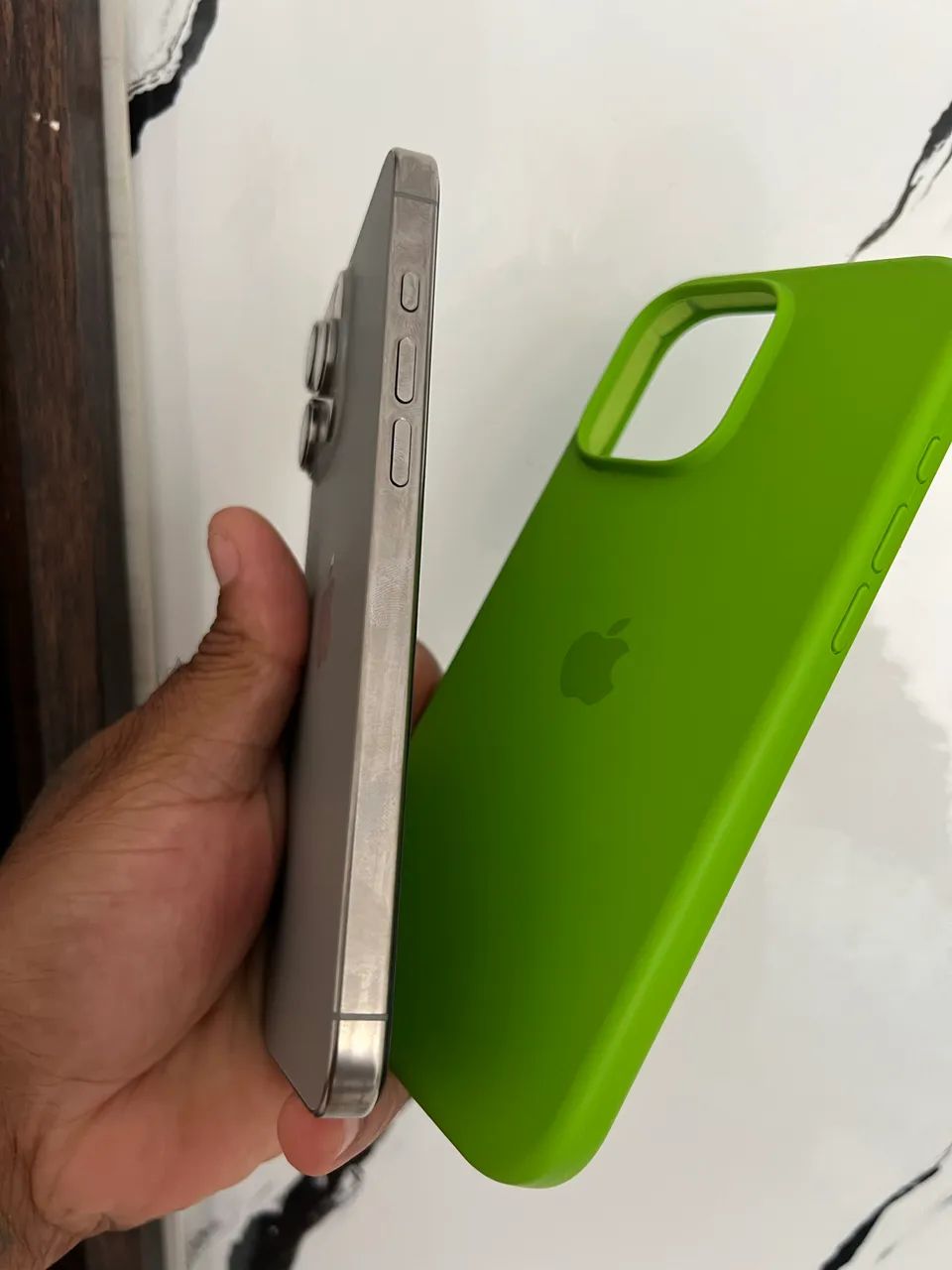 Vendo iPhone 16 pro Max  - Foto 4