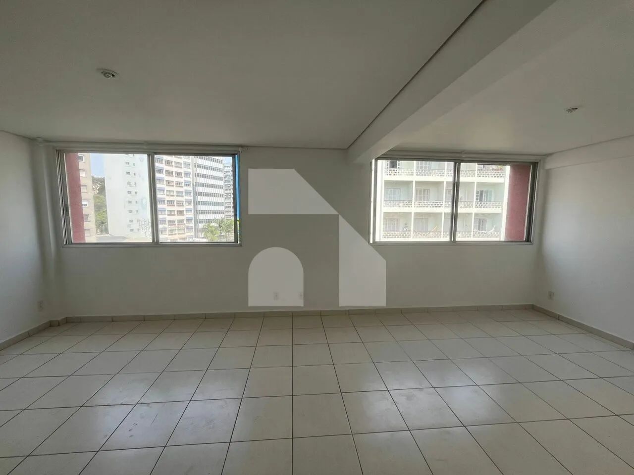 Apartamento duplex com 2 dormitórios na Santa Cecília - Foto 3