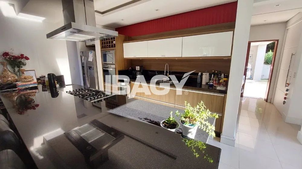 Excelente Casa 3 dormitório(s) em João Paulo - Florianópolis - Foto 2