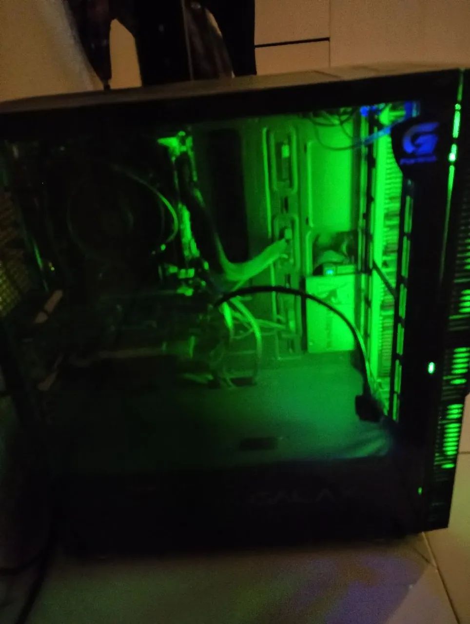 Cpu com  gabinete gamer - Foto 4