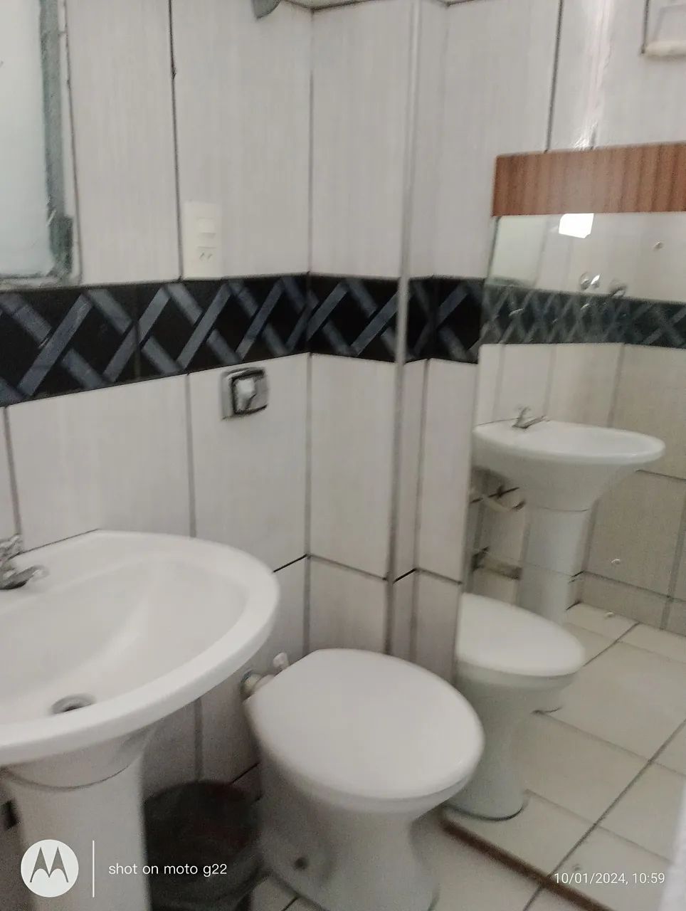 Quarto independente pra  uma moça  - Foto 4