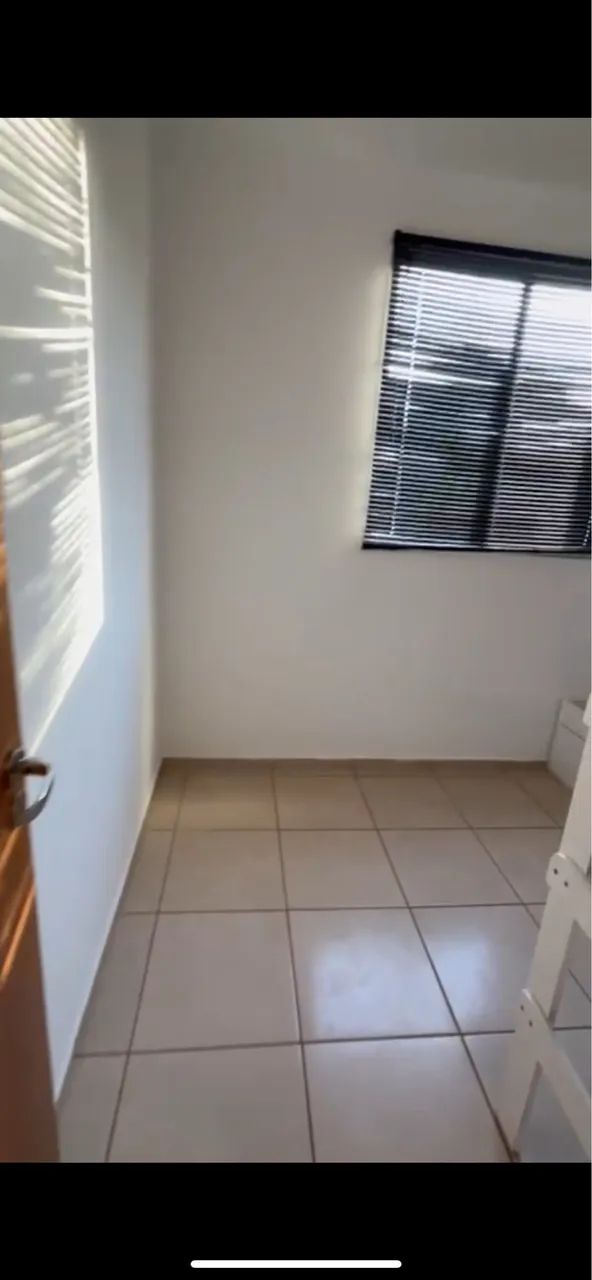 Alugo apartamento