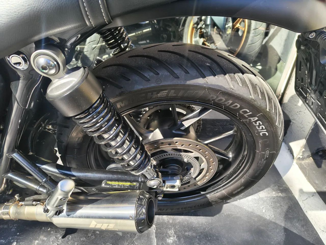 triumph street twin 900 2020 apenas 34.000 km - Foto 6