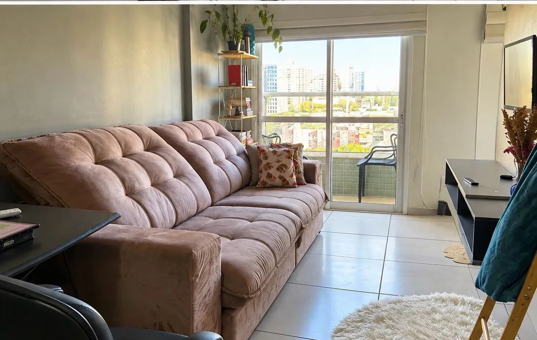 Sofá Retrátil e Reclinável 2,10 m Suede Rosé.