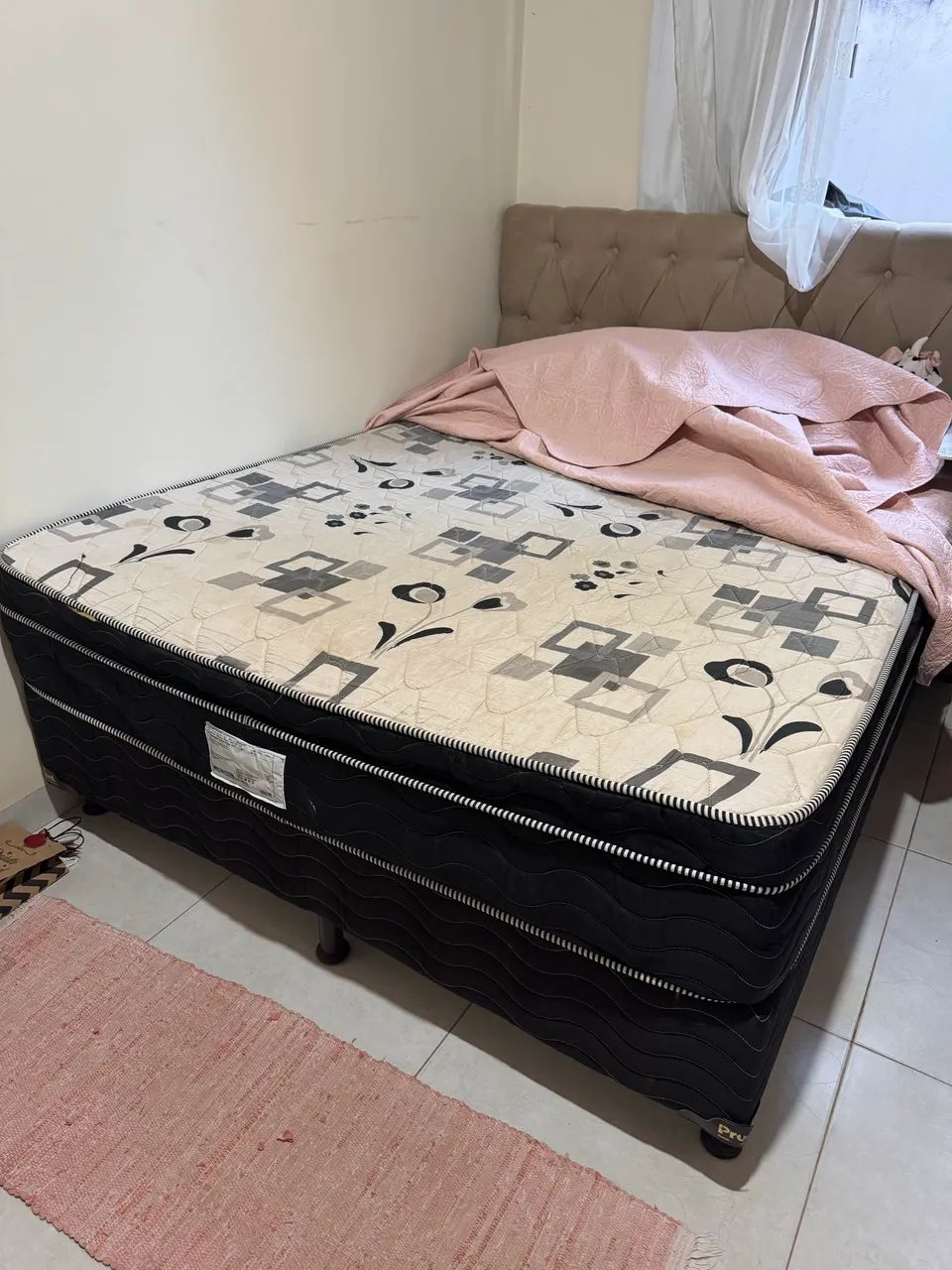 Cama Queen 