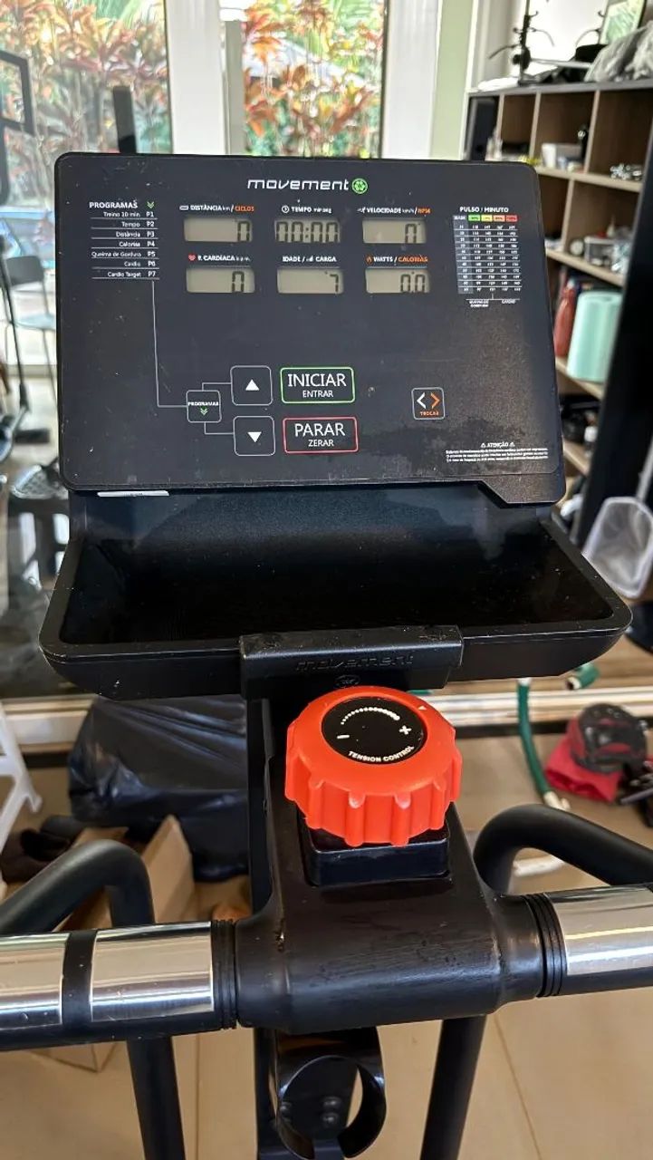Elíptico movement lxe g4 semi novo - Foto 4