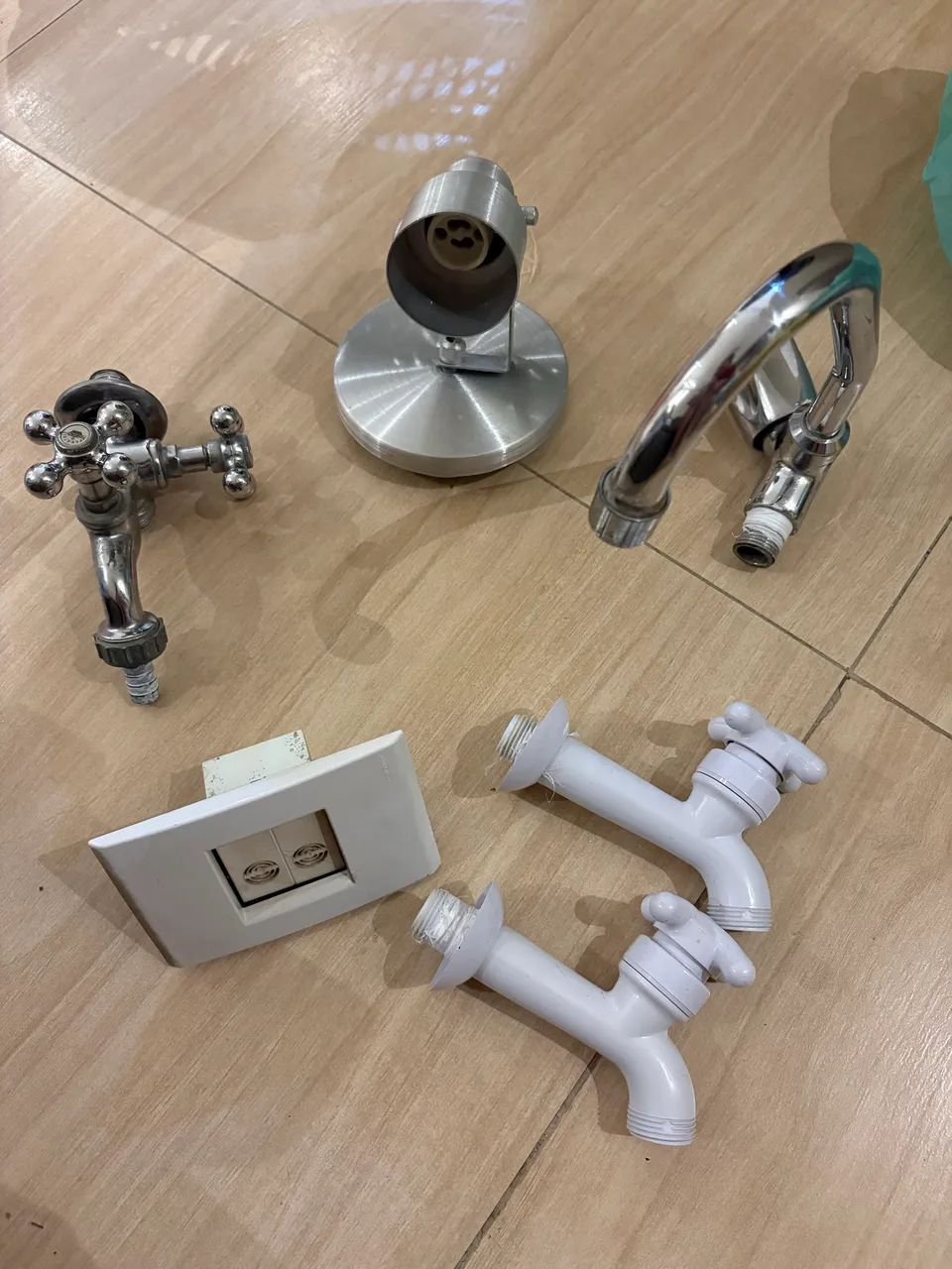 Various - EVERYTHING for R$ 30.0064985874004738122