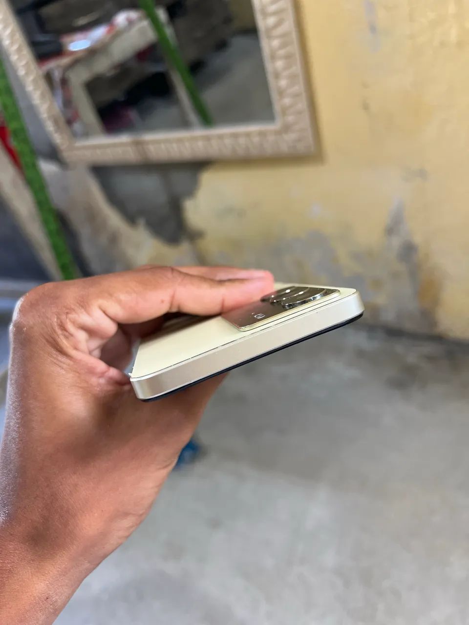 Realme c75 256/8