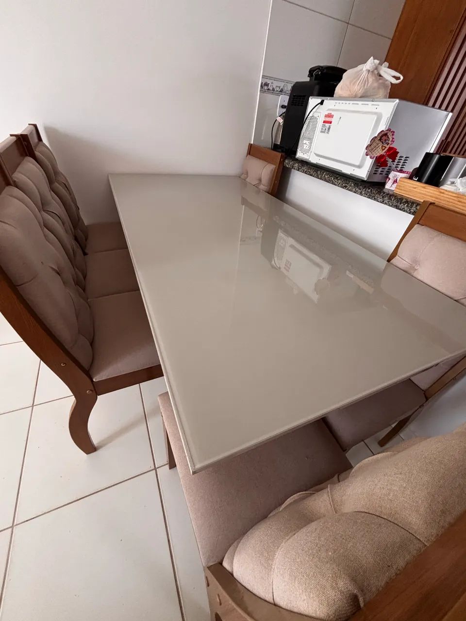 Mesa 6 cadeira , mdf com vidro  - Foto 3