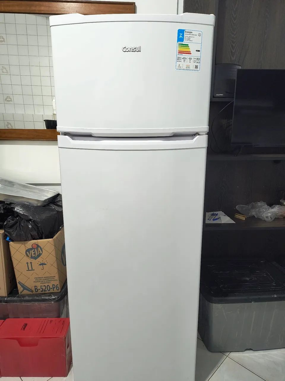 Vende-se Geladeira Consul 334 litros 