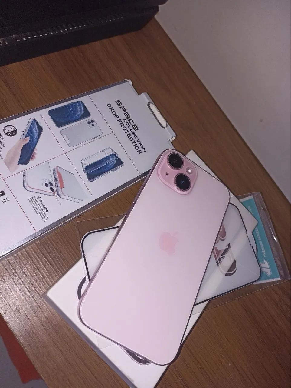 iPhone 15 rosa  - Foto 2