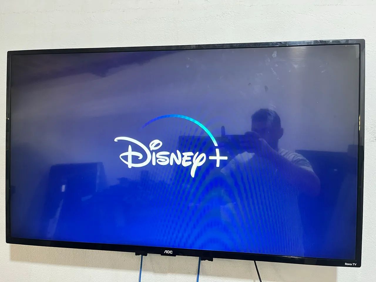 Smart tv aoc Roku de 43 polegadas  - Foto 3
