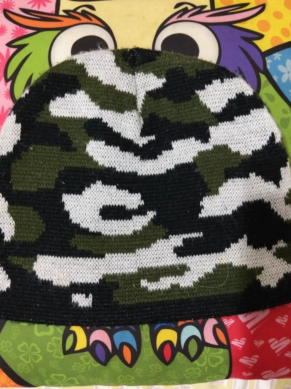 Touca camuflada