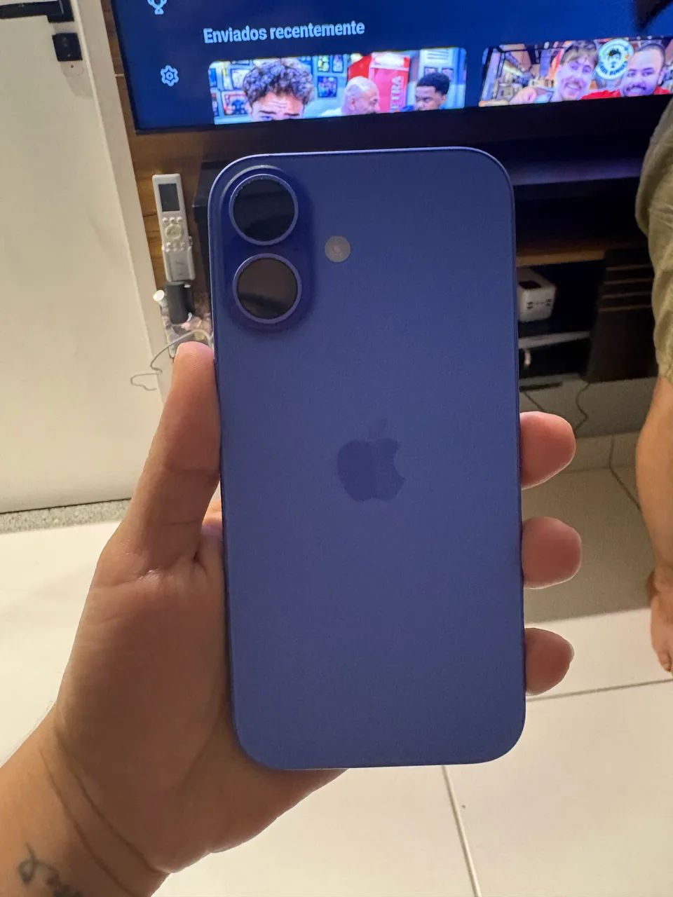 Vendo iPhone 16 completo 