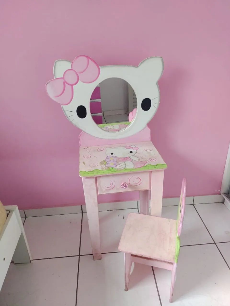 Penteadeira infantil Hello Kitty com espelho - Foto 2