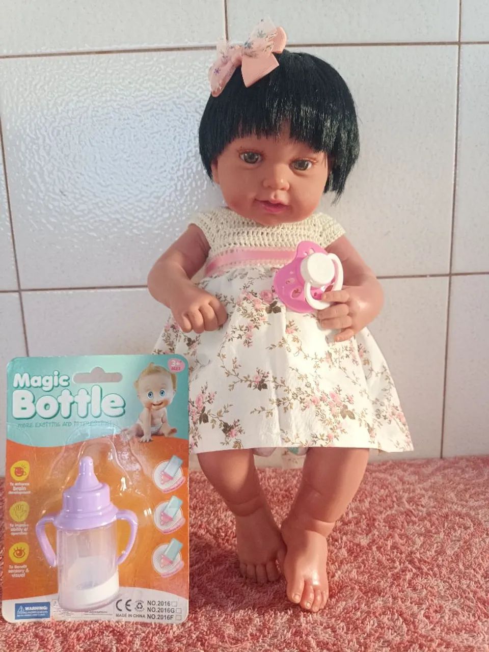 Boneca de vinil com 43 cm - Foto 3