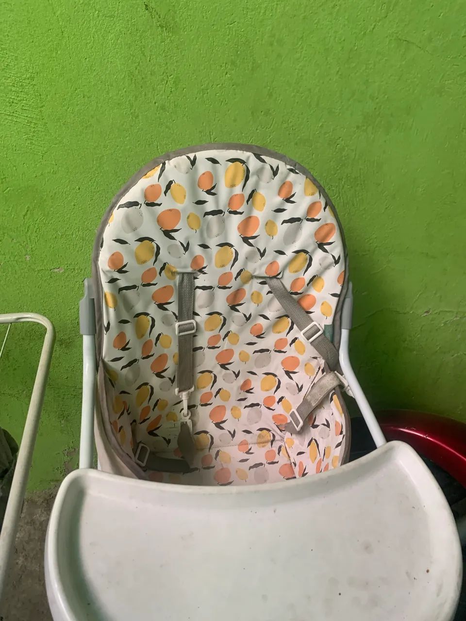 Vendo cadeirinha de comer 