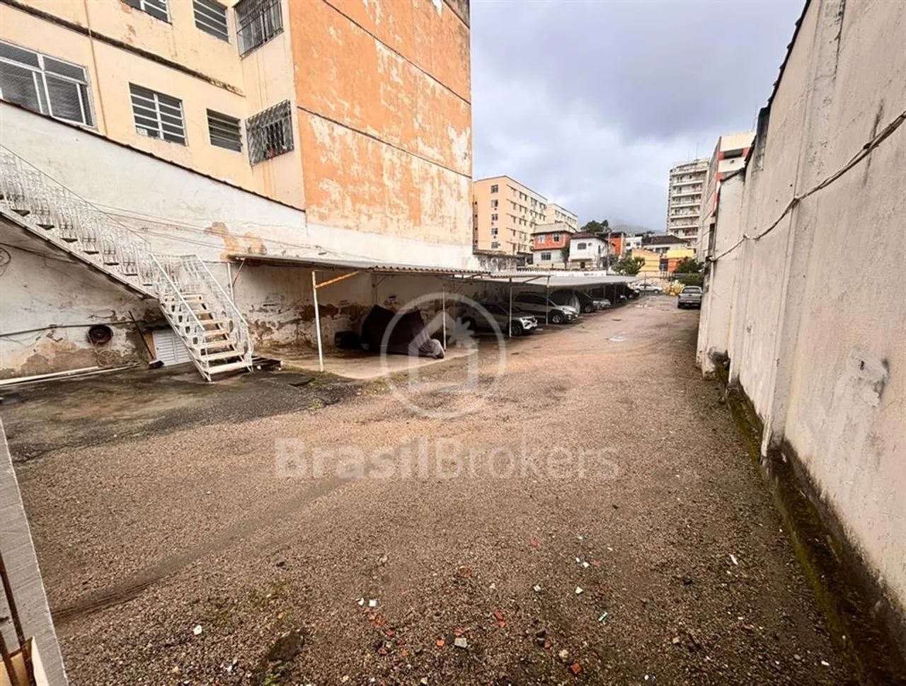 Terreno usado como estacionamento - Foto 4