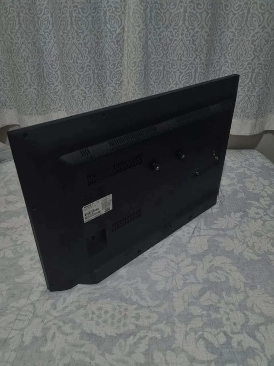 Televisão Philips semi nova  - Foto 2