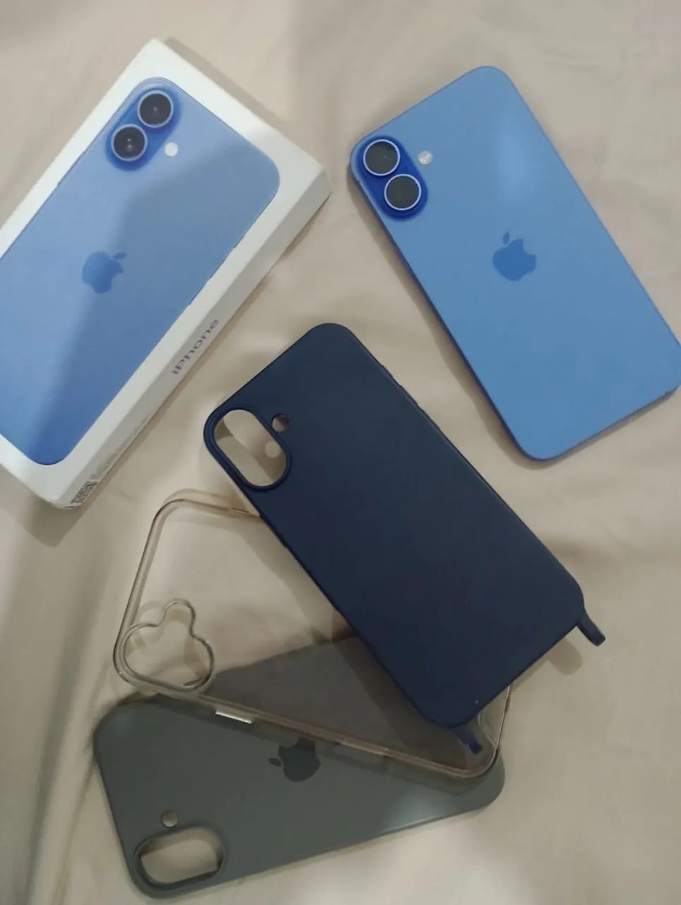 iPhone 16 PLUS - Foto 2