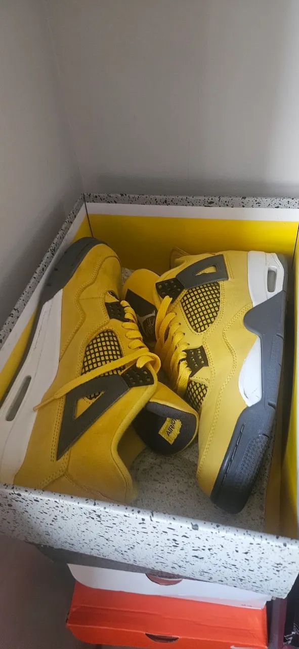 Tenis nike air jordan 4