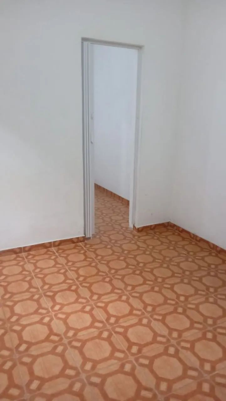 Alugo Casa de 1 quarto  - Foto 2