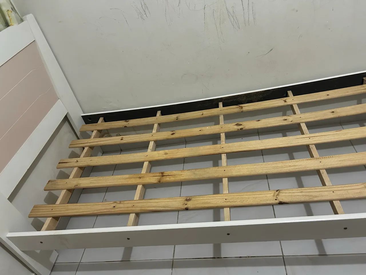 Cama de solteiro 